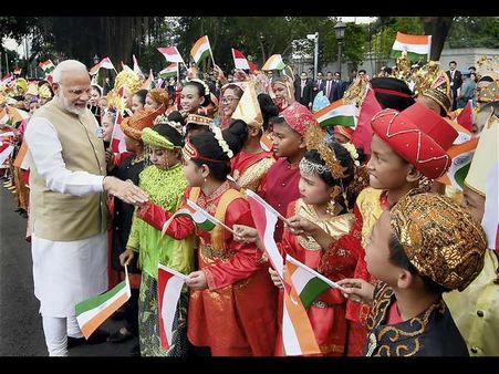 ಇಂಡೋನೇಷ್ಯಾದ ನಾಗರಿಕರಿಗೆ ಕೊಡುಗೆ ಘೋಷಿಸಿದ ಮೋದಿ