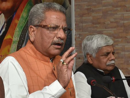 'ರೋಡ್ ಶೋ ಮಾಡುವವರು ಮೇ15 ರ ಬಳಿಕ ರೋಡಲ್ಲೇ ಇರಬೇಕಾಗುತ್ತೆ'