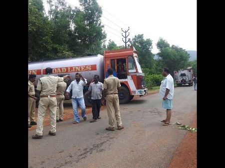 ಕಾಳಿ ನದಿಗೆ ಅನಿಲ ಸೋರಿಕೆ: ನೂರಾರು ಮೀನುಗಳು ಸಾವು