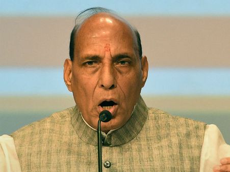 ತೈಲ ಬೆಲೆ ಇಳಿಸಲು ಕೇಂದ್ರ ಪ್ರಯತ್ನ ನಡೆಸುತ್ತಿದೆ: ರಾಜನಾಥ್ ಸಿಂಗ್