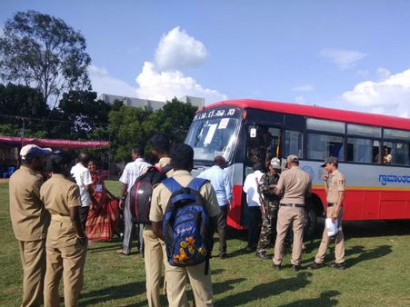 ರಾಮನಗರ ಮತಗಟ್ಟೆಗಳ ಬಳಿ ಬಿಗಿ ಪೊಲೀಸ್ ಬಂದೋಬಸ್ತ್