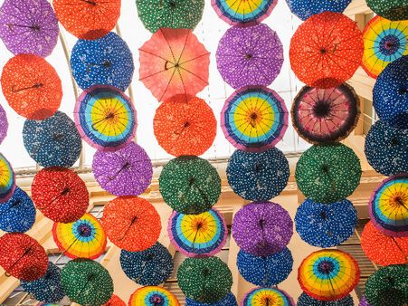 ಎಲ್ಲವನ್ನೂ ನೀವು ಇಲ್ಲೇ ಪಡೆದಿದ್ದೀರಿ, ಸ್ವಲ್ಪವಾದರೂ ಹಂಚಿ ನೆಮ್ಮದಿಯಾಗಿರಿ