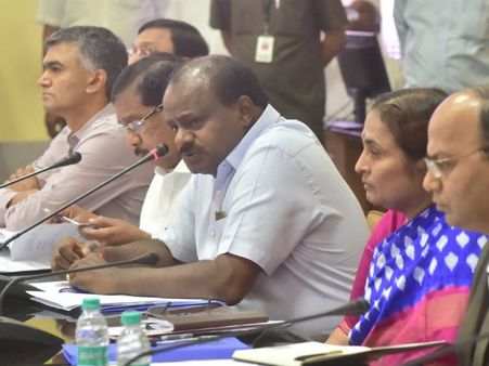 ಸಾಲ ಮನ್ನಾ ಮಾಡಲು ಸಂಪೂರ್ಣ ಬದ್ಧ: ಕುಮಾರಸ್ವಾಮಿ ಪುನರುಚ್ಚಾರ