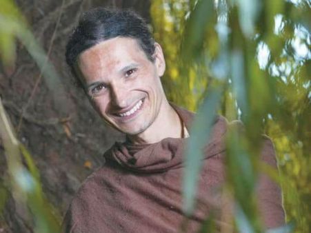 ಅನ್ನ, ನೀರು ಇಲ್ಲದೆ ಬದುಕುತ್ತಿದ್ದಾರೆ ಈ ವಿದೇಶಿ ಪ್ರಾಣಯೋಗಿ