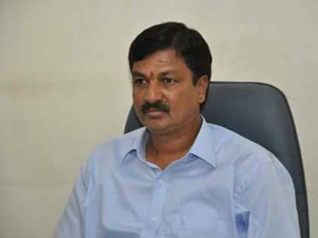 ಸಹೋದರನಿಗೆ ಸಚಿವ ಸ್ಥಾನ ಕೊಡಲು ಪರೋಕ್ಷವಾಗಿ ಆಗ್ರಹಿಸಿದ ರಮೇಶ ಜಾರಕಿಹೊಳಿ