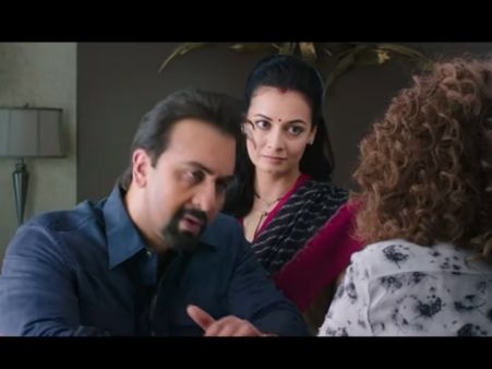 ಸಂಜು ಚಿತ್ರದ ಡೈಲಾಗ್ : ರಣ್ಬೀರ್ -ಅನುಷ್ಕಾ ವಿರುದ್ಧ ದೂರು