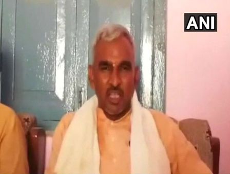 ಸರ್ಕಾರಿ ಅಧಿಕಾರಿಗಳಿಗಿಂತ ವೇಶ್ಯೆಯರೇ ಉತ್ತಮರು: ಬಿಜೆಪಿ ಶಾಸಕ ವಿವಾದ