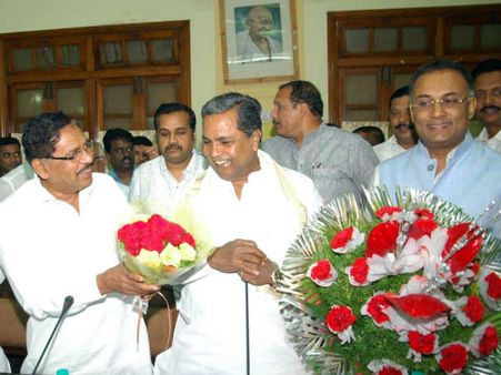 ಕಾಂಗ್ರೆಸ್‌ ಶಾಸಕಾಂಗ ಸಭೆಗೆ ಭಿನ್ನಮತೀಯರು ಗೈರು, ಇನ್ನೂ ಕರಗಿಲ್ಲ ಅತೃಪ್ತಿ