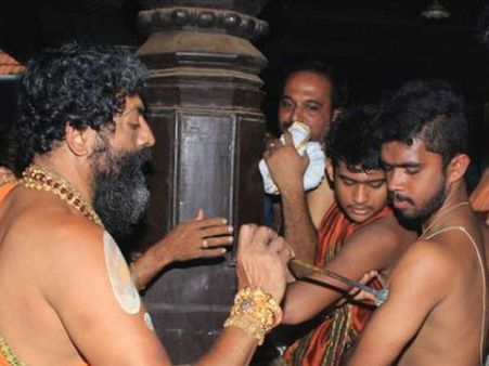 ತಪ್ತ ಮುದ್ರಾಧಾರಣೆ: ಶೀರೂರು ಮಠದ ಭಕ್ತರಲ್ಲಿ ಮಡುಗಟ್ಟಿದ ದುಃಖ