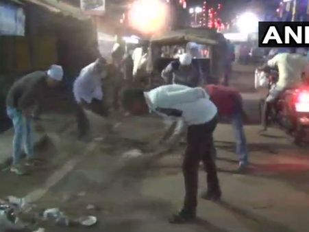 ಒರಿಸ್ಸಾದಲ್ಲಿ ಒಟ್ಟಾಗಿ ಬೀದಿ ಗುಡಿಸಿದ ಹಿಂದು-ಮುಸ್ಲಿಮರು