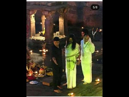 ಬಾದಾಮಿಯಲ್ಲಿ ಪುನೀತ್ ರಾಜ್ ಕುಮಾರ್ ನೋಡಲು ಮುಗಿಬಿದ್ದ ಅಭಿಮಾನಿಗಳು