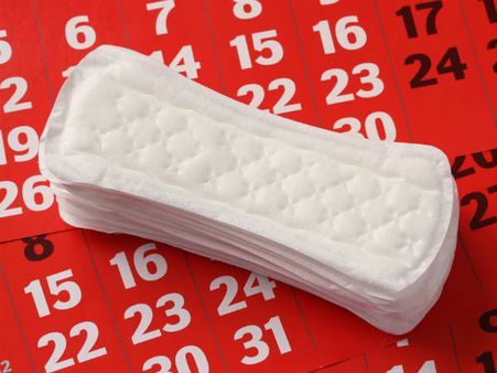 ಜಿಎಸ್ಟಿಯಿಂದ ಸ್ಯಾನಿಟರಿ ನ್ಯಾಪ್ಕಿನ್ ಬೆಲೆಯಲ್ಲಿ ಭಾರೀ ಇಳಿಕೆಯೇನಿಲ್ಲ!