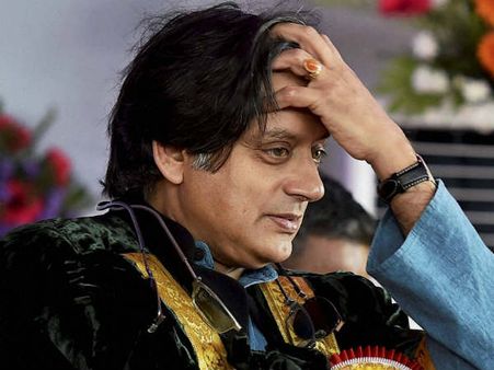 ಹಿಂದು ಪಾಕಿಸ್ತಾನ ಹೇಳಿಕೆ: ತರೂರ್ ವಿರುದ್ಧ ಪ್ರಕರಣ ದಾಖಲು