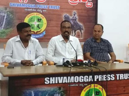 ಕೂಲಿ ಮಾಡಿಕೊಂಡೇ ವಿದ್ಯಾಭ್ಯಾಸ ಮಾಡಿದೆ: ಶಿವಮೊಗ್ಗ ಜಿಲ್ಲಾಧಿಕಾರಿ ದಯಾನಂದ