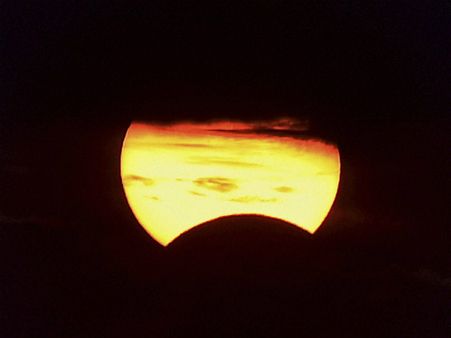 ಆಗಸ್ಟ್ 11ಕ್ಕೆ ಭಾಗಶಃ ಸೂರ್ಯ ಗ್ರಹಣ: ಎಲ್ಲಿ ಗೋಚರ, ಯಾರಿಗೆ ಗ್ರಹಚಾರ?