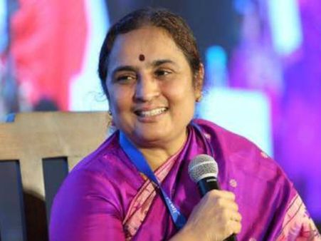 ನಿವೃತ್ತ ಮುಖ್ಯ ಕಾರ್ಯದರ್ಶಿ ಕೆ.ರತ್ನಪ್ರಭಾ ಬಿಜೆಪಿಗೆ, ಖರ್ಗೆ ವಿರುದ್ಧ ಸ್ಪರ್ಧೆ?