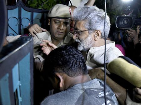 ವಿಚಾರವಾದಿಗಳ ಬಂಧನ: ಸ್ವಯಂಪ್ರೇರಿತ ದೂರು ದಾಖಲಿಸಿಕೊಂಡ NHRC