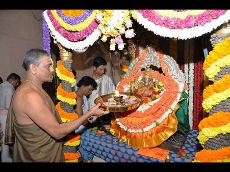 ಚಾಮುಂಡಿಬೆಟ್ಟದಲ್ಲಿ ಶುಕ್ರವಾರ ದೇವಿಗೆ ವಿಶೇಷ ವರ್ಧಂತಿ ಉತ್ಸವ