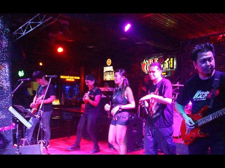 ಎಗ್ಗಿಲ್ಲದೆ ವಿಜೃಂಭಿಸುತ್ತಿದೆ ಲೈವ್‌ಬ್ಯಾಂಡ್‌: ಪೊಲೀಸರ ಡೋಂಟ್ ಕೇರ್‌