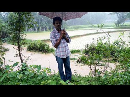 ಹರಿಹರಪುರ ನದಿಯಲ್ಲಿ ಸಿಲುಕಿ ಒದ್ದಾಡಿದ ಎಮ್ಮೆ, ಮುಳುಗಿದ ಸೋಂಪುರ ಸೇತುವೆ