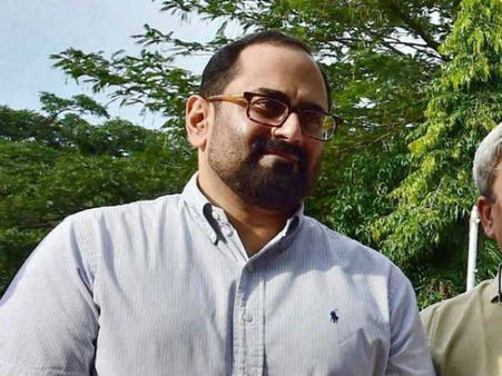 ಕೊಡಗಿನ ಜನರ ಪುನರ್ವಸತಿಗೆ 10 ಲಕ್ಷ ನೀಡಿದ ರಾಜೀವ್ ಚಂದ್ರಶೇಖರ್