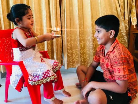 ಸಹೋದರತ್ವದ ಸಂಕೇತವಾದ ರಕ್ಷಾಬಂಧನ ಆಚರಣೆ ಏಕೆ?