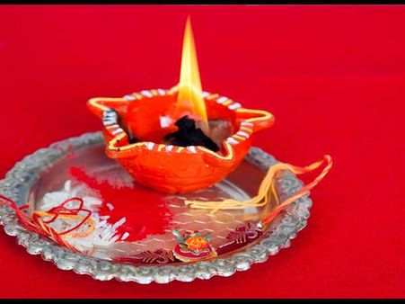 ಭ್ರಾತೃತ್ವದ ದ್ಯೋತಕ ರಾಖಿ ಹಬ್ಬ: ಪುರಾಣ, ಐತಿಹಾಸಿಕ ಮಹತ್ವ