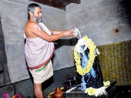 ತುಳುನಾಡಿನಲ್ಲಿ ಸಂಭ್ರಮದ ನಾಗರಪಂಚಮಿ ಆಚರಣೆ