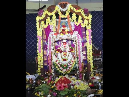 ವರಮಹಾಲಕ್ಷ್ಮೀ ವ್ರತ: ಉಡುಪಿಯಲ್ಲಿ ಮುಗಿಲು ಮುಟ್ಟಿದ ಭಕ್ತಿ