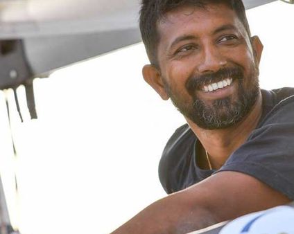 ಹಿಂದು ಮಹಾಸಾಗರದ ಅಲೆಗೆ ಸಿಕ್ಕ ಅಭಿಲಾಶ್ ರಕ್ಷಣೆಗೆ ಶತಪ್ರಯತ್ನ