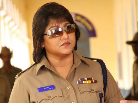 ನಾಳೆ ಟಿವೀಲಿ ಮಾಲಾಶ್ರೀ ಪಿಚ್ಚರ್... ಶಾಲೆಗೆ ಗ್ಯಾರಂಟಿ ಚಕ್ಕರ್!