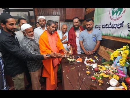 ಮೈಸೂರು: ಹಿಂದು-ಮುಸ್ಲಿಂ ಒಟ್ಟಾಗಿ ಗೌರಿ-ಗಣೇಶ ಹಬ್ಬ ಆಚರಣೆ