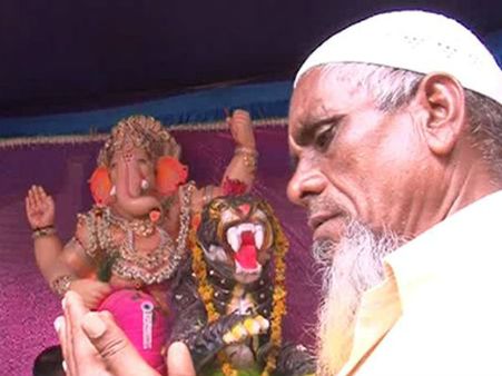 ಗಣೇಶ ಹಬ್ಬ ಆಚರಣೆಗೆ ಕೈಜೋಡಿಸಿದ ಮುಸ್ಲಿಂ ಭಾಂದವರು