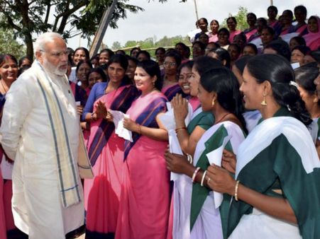ಸಚಿತ್ರ ವರದಿ : 10 ಕೋಟಿ ಬಡವರಿಗೆ ಆಶಾಕಿರಣವಾದ 'ಮೋದಿ ಕೇರ್' 
