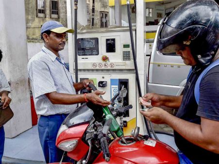 ಇರಾನ್‌ನಿಂದ ತೈಲ ಆಮದು ಹೆಚ್ಚಿಸಿದ ಭಾರತ