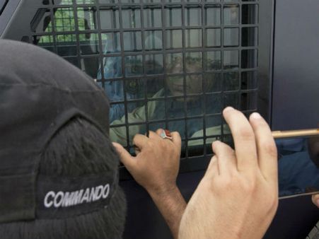 ಪತ್ನಿ ಅಂತ್ಯಸಂಸ್ಕಾರದಲ್ಲಿ ಭಾಗವಹಿಸಲು ನವಾಜ್ ಷರೀಫ್‌ಗೆ ಪೆರೋಲ್