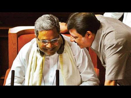 ಸಿದ್ದ'ರಾಮ'ಯ್ಯನ ಹನುಮಂತ ಜಮೀರ್ ಅಹ್ಮದ್‌, ಅತೃಪ್ತರ ಹಿಡಿದಿಟ್ಟುಕೊಂಡಿದ್ದಾರೆ