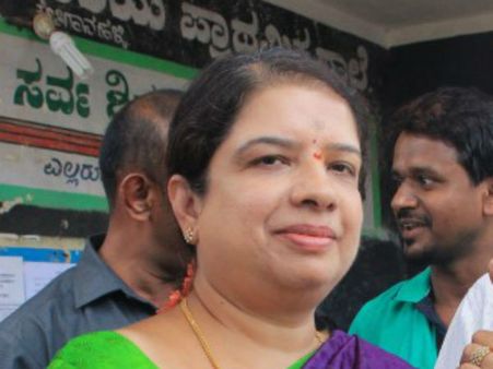 ರಾಮನಗರ ಅಭ್ಯರ್ಥಿ ಅನಿತಾ ಕುಮಾರಸ್ವಾಮಿ 100 ಕೋಟಿ ರೂ. ಆಸ್ತಿ ಒಡತಿ