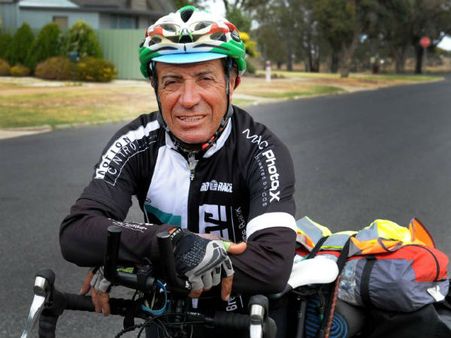 ಭಾರತ ಸೇರಿದಂತೆ 80 ದೇಶ ಸೈಕಲ್ ಮೇಲೆ ಸುತ್ತಿರುವ 71ರ 'ಯುವಕ'!