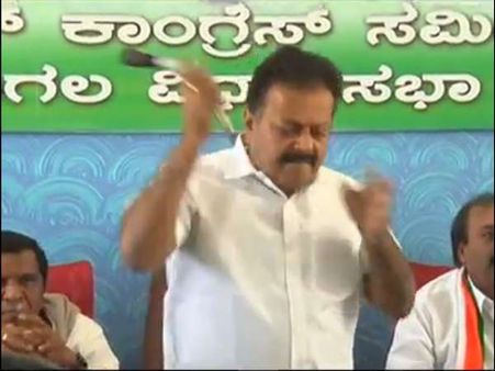 ಪ್ರಚಾರ ಸಭೆಯಲ್ಲಿ ಸಿಟ್ಟಿಗೆದ್ದು ಮೈಕ್ ಬಿಸಾಡಿದ ಚೆಲುವರಾಯಸ್ವಾಮಿ