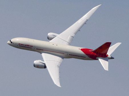 ದೆಹಲಿಯಿಂದ ವಿಮಾನದಲ್ಲಿ ಬರ್ತಿದ್ದ ಅರ್ಮಾನ್ ರಾತ್ರಿ ಏನ್ಮಾಡ್ತಿದ್ದ ನೋಡಿ!