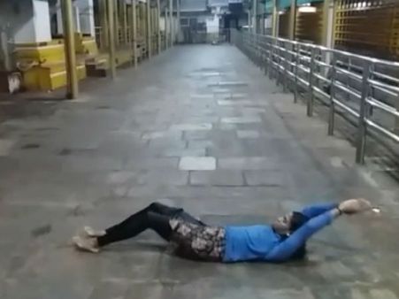 ಕುಕ್ಕೆ ಸುಬ್ರಹ್ಮಣ್ಯ ದೇವಾಲಯದಲ್ಲಿ ಉರುಳು ಸೇವೆ ಮಾಡಿದ ಕ್ರೀಡಾಪಟು ಪೂವಮ್ಮ