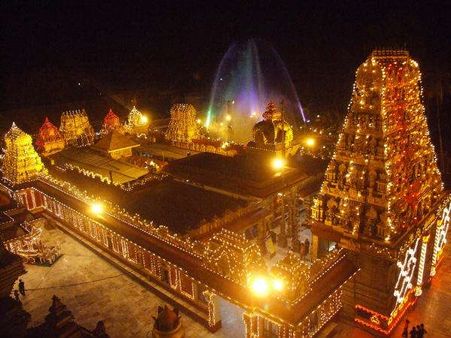 ಸಂಭ್ರಮದ ದಸರಾ ಮಹೋತ್ಸವಕ್ಕೆ ಸಜ್ಜಾದ ಕಡಲತಡಿಯ ನಗರ ಮಂಗಳೂರು