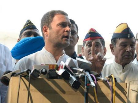 ಮಹಾಕಾಳೇಶ್ವರ ಪೂಜೆಯ ನಂತರ ಮೋದಿ ಮೇಲೆ ರಾಹುಲ್ ವಾಗ್ದಾಳಿ