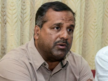 ಸಚಿವ ಖಾದರ್ ಗೆ ಮತ್ತೆ ಉಲ್ಬಣಿಸಿದ ಕಾಲು ನೋವು: ಆಸ್ಪತ್ರೆಗೆ ದಾಖಲು