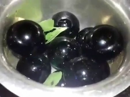 ರಾಯರ ಮಂತ್ರಾಕ್ಷತೆಯಾಯ್ತು ರತ್ನಖಚಿತ ಸಾಲಿಗ್ರಾಮ! ಬಾಗಲಕೋಟೆಯಲ್ಲಿ ಈ ಪವಾಡ ನಡೆದದ್ದು ಹೇಗೆ?