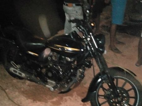 ಕುಳೂರು ಬಳಿ ಓವರ್ ಟೇಕ್ ಮಾಡಲು ಹೋಗಿ ಪ್ರಾಣ ಕಳೆದುಕೊಂಡ ಯುವಕರು