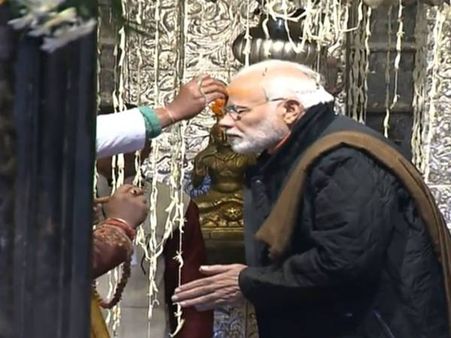 ಮೈನಸ್ ಡಿಗ್ರಿ ತಾಪಮಾನದಲ್ಲಿ ಕೇದರನಾಥನಿಗೆ ನರೇಂದ್ರ ಮೋದಿ ನಮನ