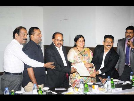 ಅನಿವಾಸಿ ಭಾರತೀಯರೆಲ್ಲರೂ ಶ್ರೀಮಂತರಲ್ಲ: ಪ್ರವೀಣ್ ಶೆಟ್ಟಿ ವಕ್ವಾಡಿ