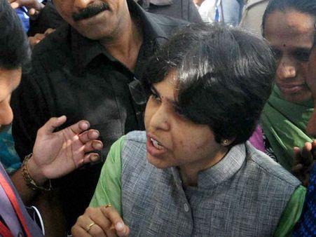 ಅಯ್ಯಪ್ಪನ ನೋಡದೆ ಹಿಂದಿರುಗುವುದಿಲ್ಲ : ತೃಪ್ತಿ ದೇಸಾಯಿ ಚಾಲೆಂಜ್